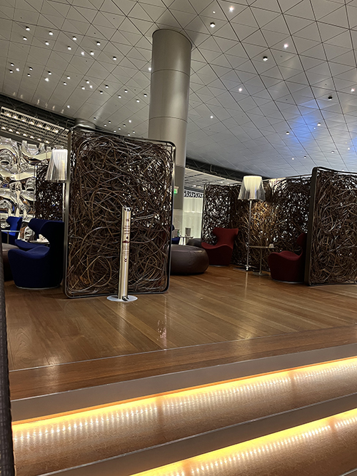 Al Mourjan Business Lounge